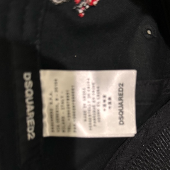 Dsquared2
Dsquared2 Embroidered Baseball Cap - Picture 4 of 4